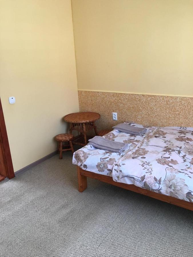 У Ондраша Apartment Yasinya Exterior photo