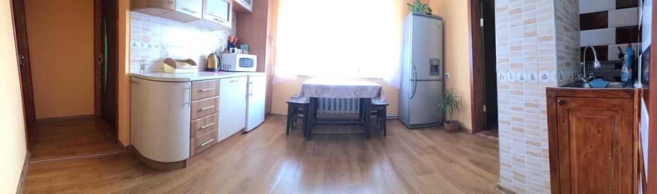 У Ондраша Apartment Yasinya Exterior photo
